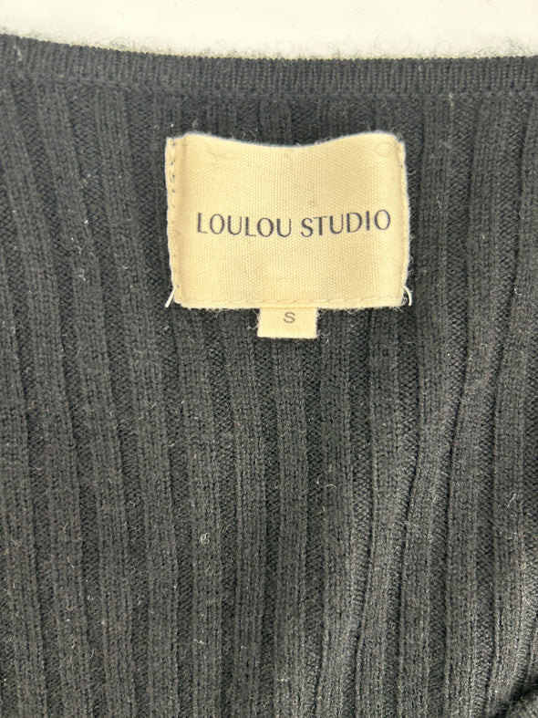 Pull noir en maille côtelée "Assens"