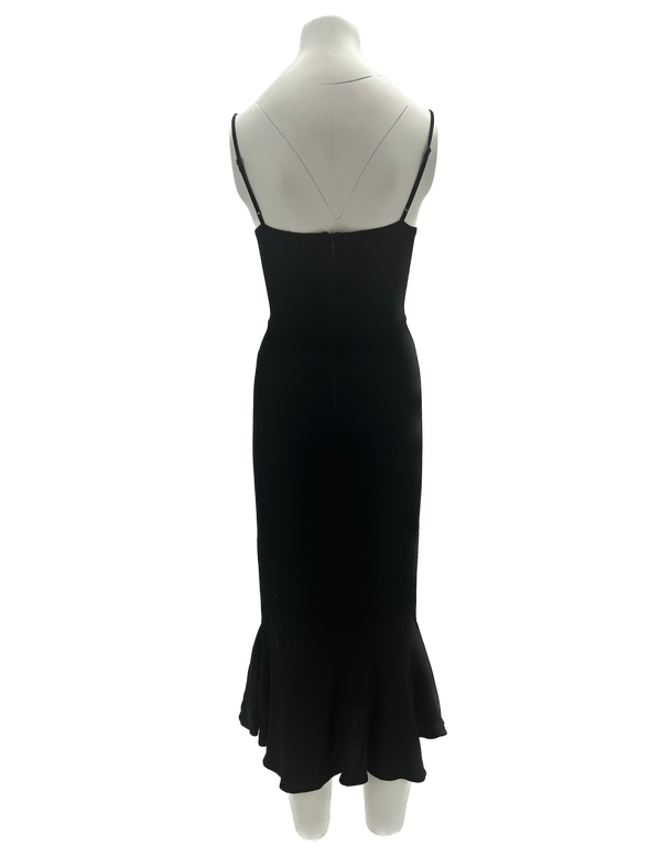 Robe longue noire à ourlet évasé