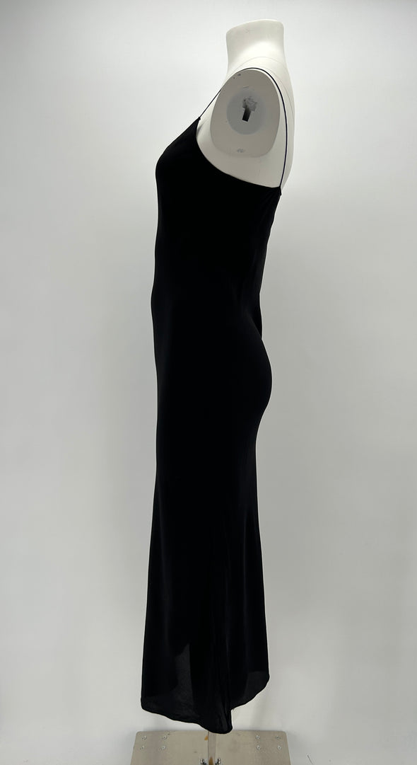 Robe longue noire en soie