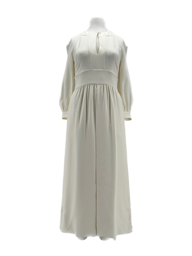 Robe blanche avec bande à la taille