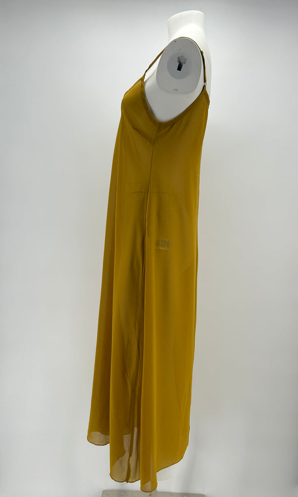 Robe jaune fluide