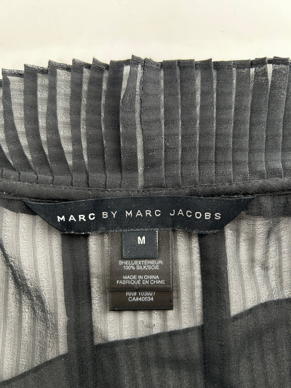 Top noir transparent en soie