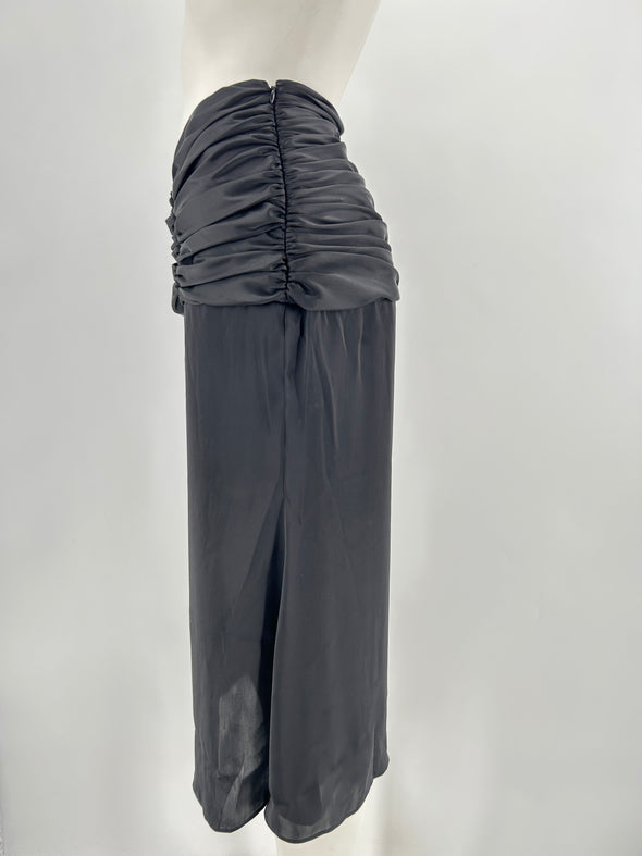 Jupe en satin noir