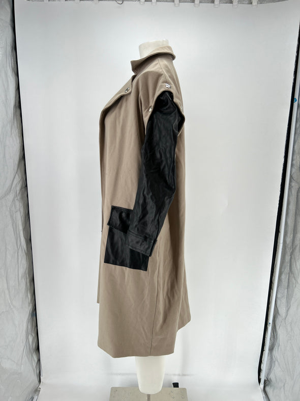 Trench-coat bi-matière
