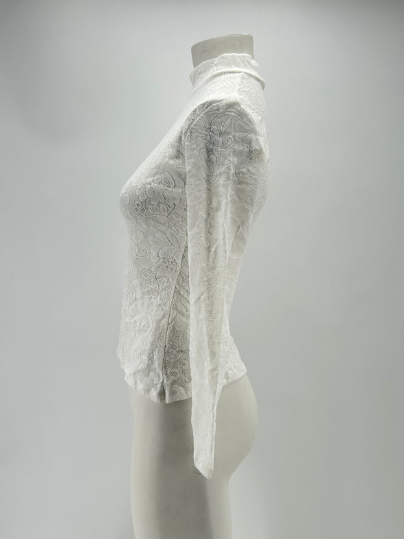 Top blanc en dentelle