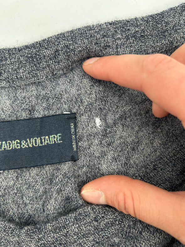 Pull gris à col V en cachemire