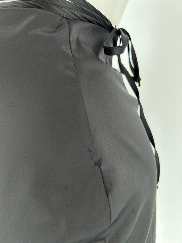 Jupe noire à lacets