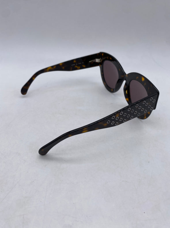 Lunettes de soleil écailles