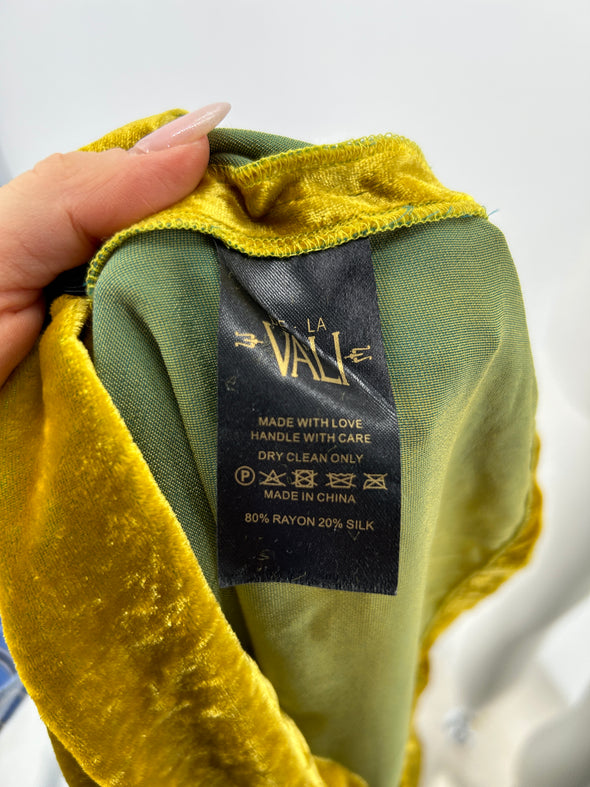 Robe en velours jaune