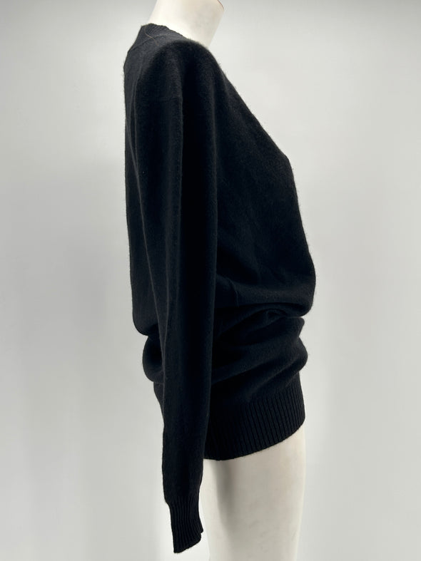 Pull noir en cachemire à col V