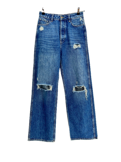 Jean bleu troué