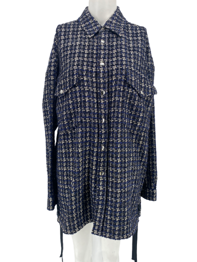 Manteau à lacets