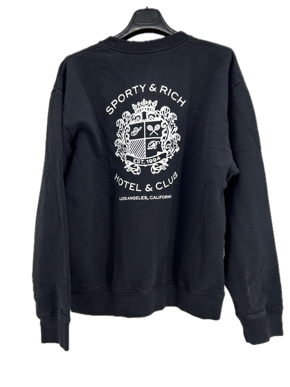 Pull noir