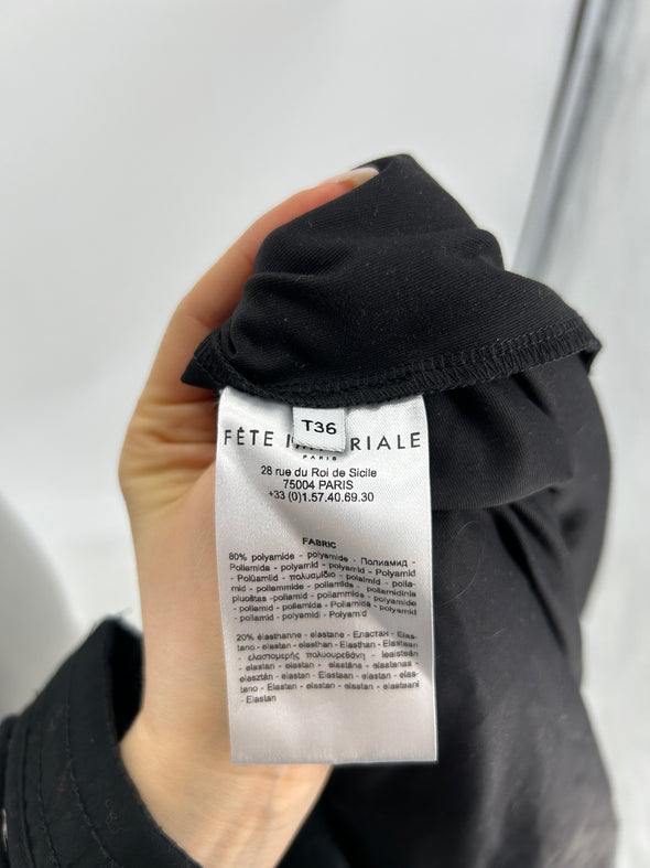 Robe noire