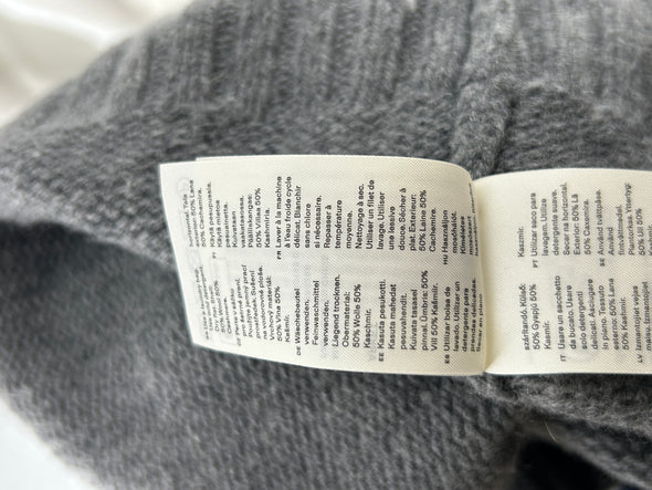 Pull gris en laine et cachemire