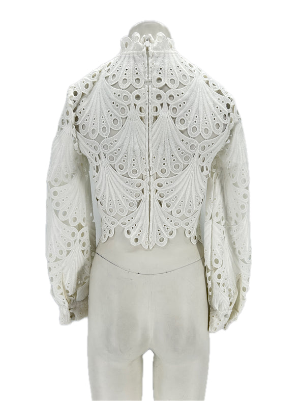 Top blanc ajouré