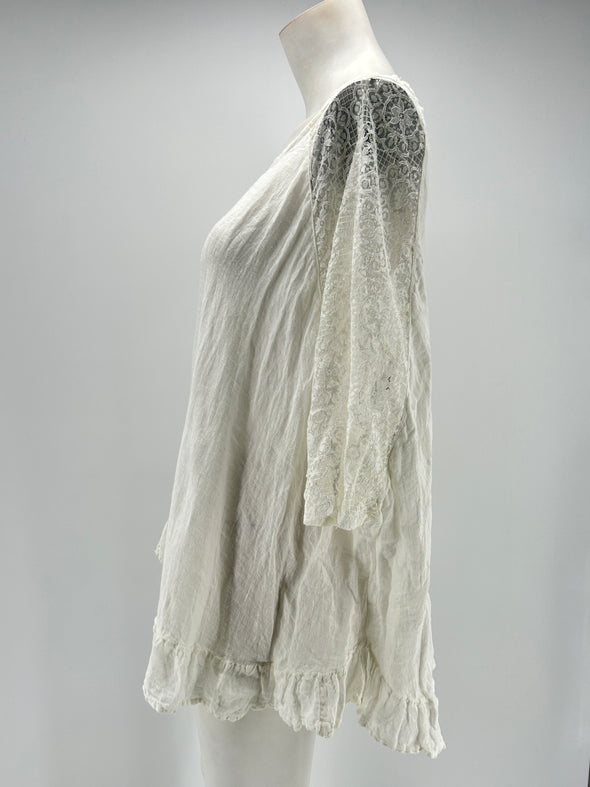 Top à manches 3/4 en lin blanc à dentelle