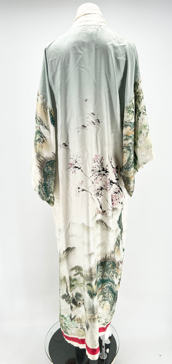 Kimono en soie imprimé motif japonais