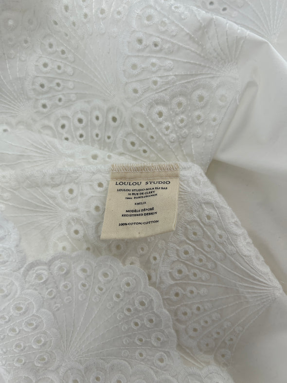 Robe blanche à dentelle "Emilia"