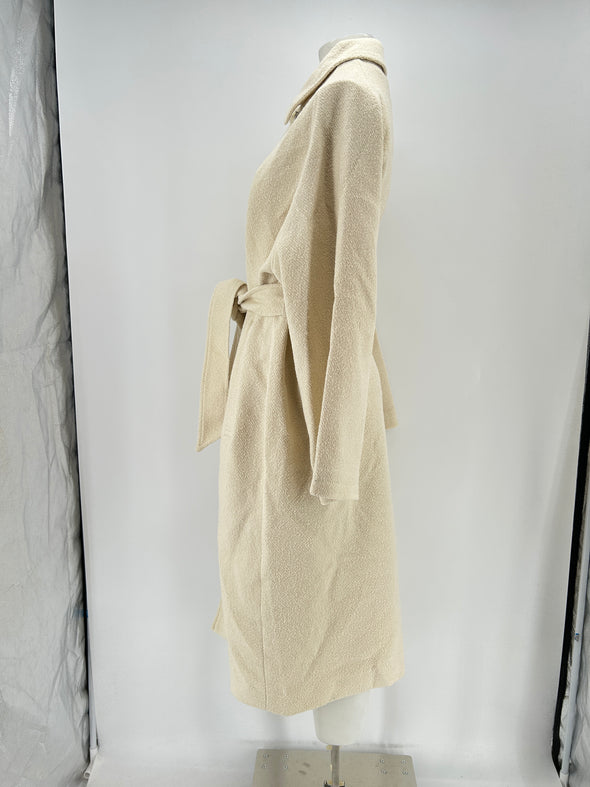 Manteau écru avec ceinture