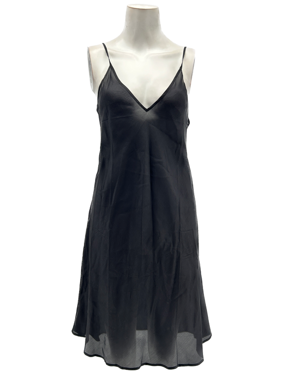 Robe noire transparente