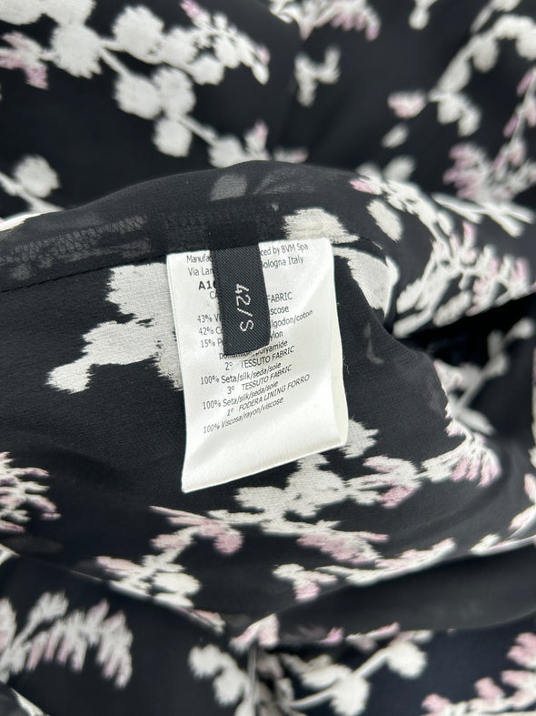 Veste longue noir à fleurs