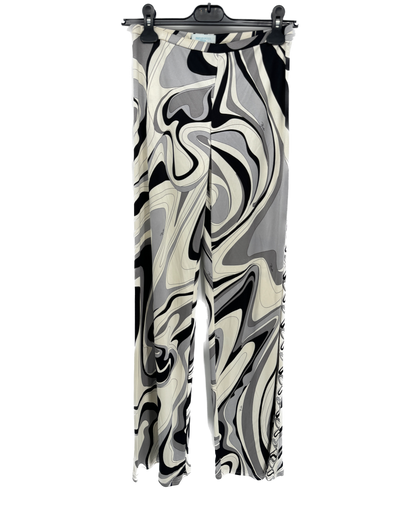 Pantalon noir et blanc