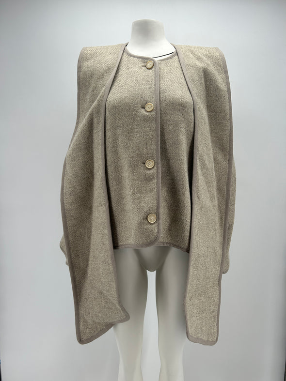 Veste en laine à écharpe intégrée