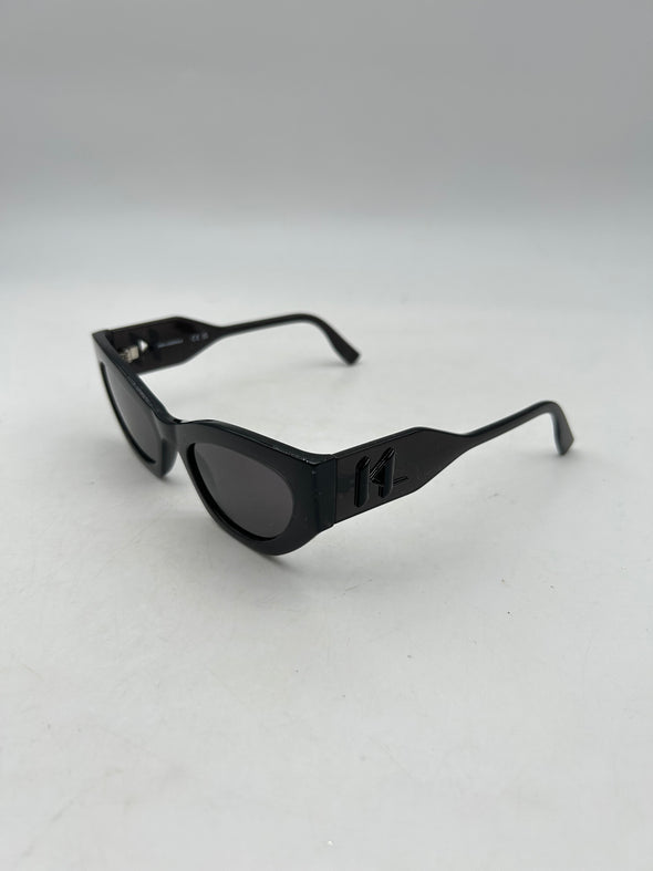 Lunettes de soleil noires