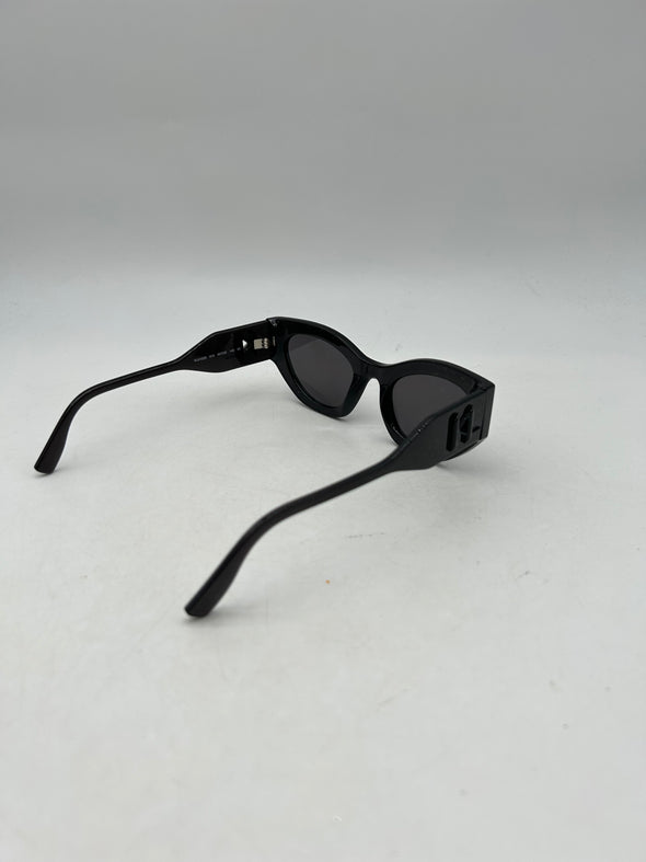 Lunettes de soleil noires