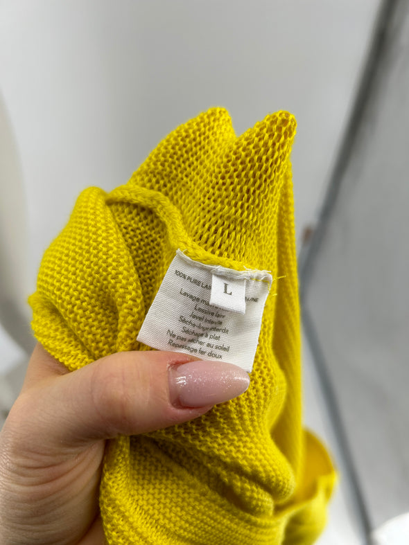 Pull en laine jaune