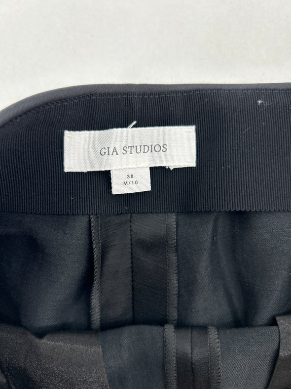 Pantalon de tailleur noir satiné