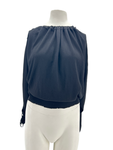 Pull noir