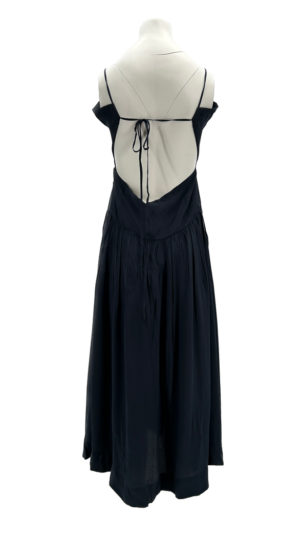 Robe midi noir satinée à dos nu