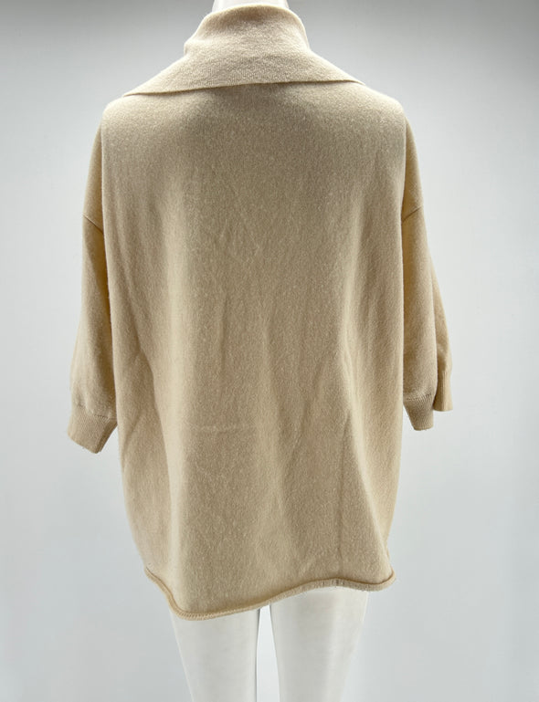 Pull beige manches courtes