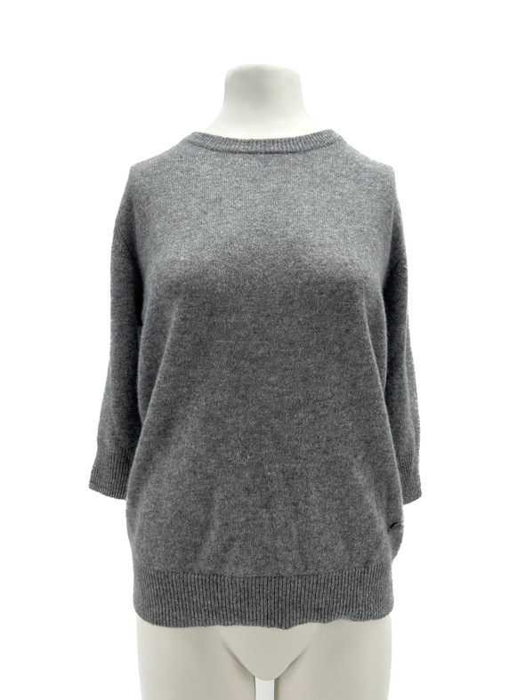 Pull gris à manches 3/4