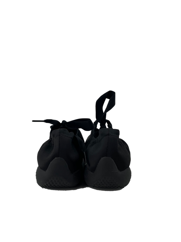Ballerines baskets en tissu satiné noir "Flavia"