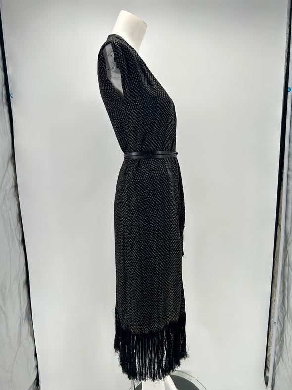 Long gilet noir avec frange et ceinture