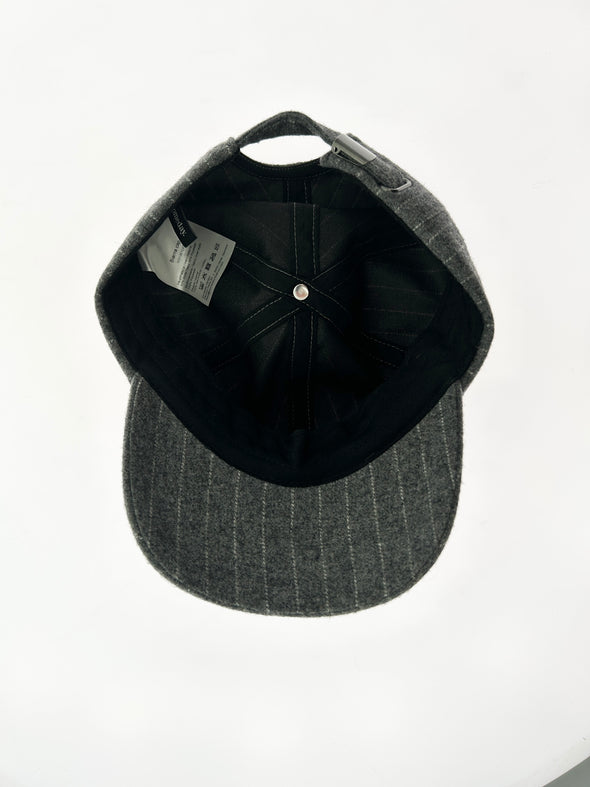 Casquette grise à rayures "Biarna"