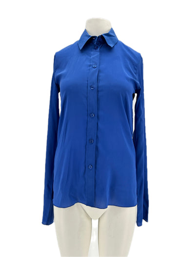 Chemise en soie bleue
