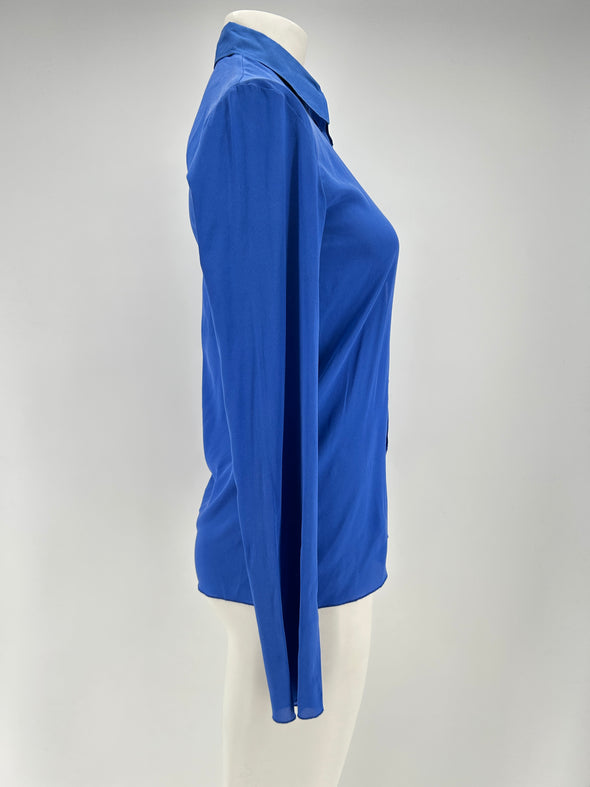 Chemise en soie bleue