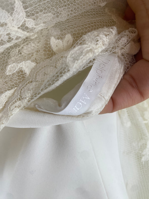 Mini robe en dentelle