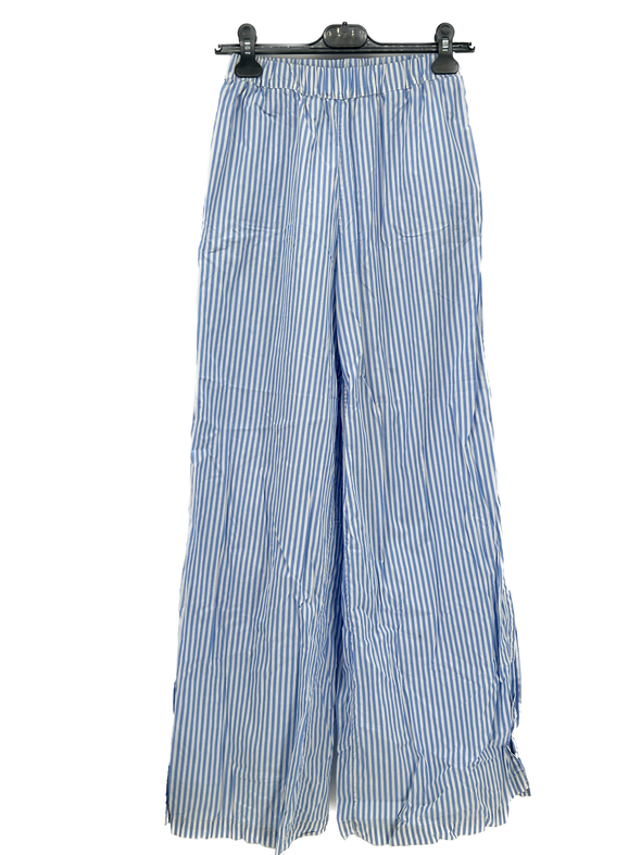 Pantalon large bleu à rayures
