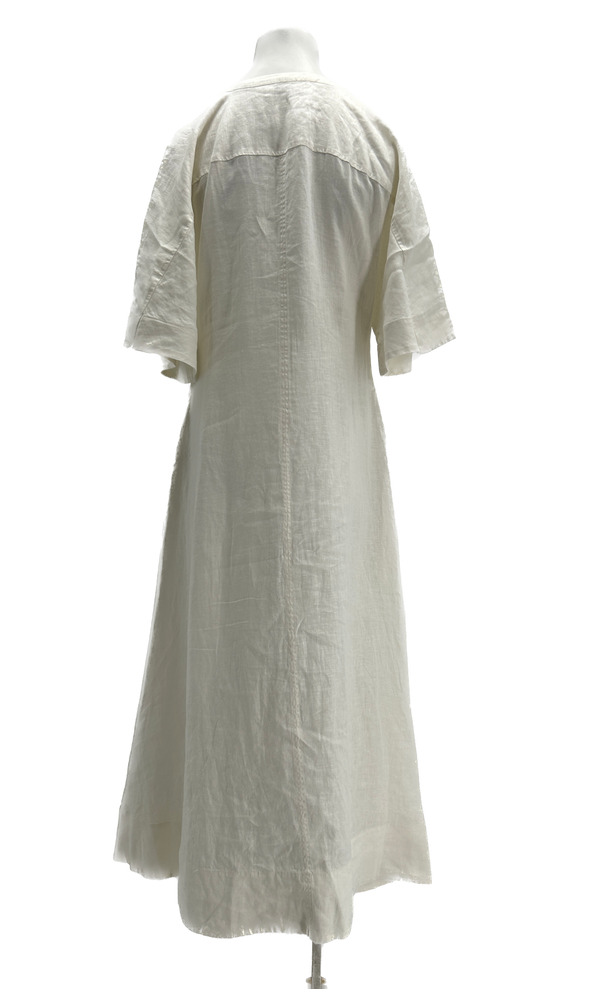 Robe blanche en lin