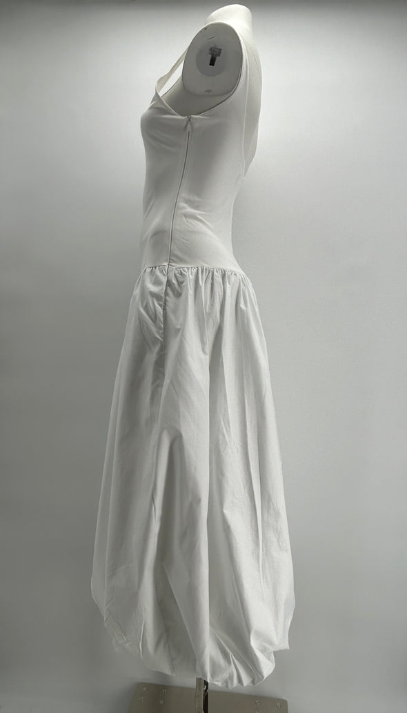 Robe blanche bouffante