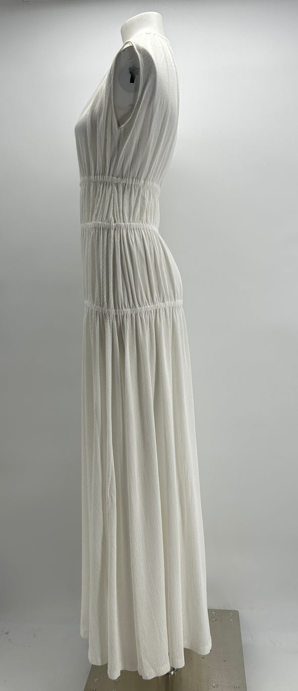 Robe blanche plissée