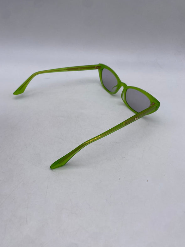 Lunettes de soleil vertes
