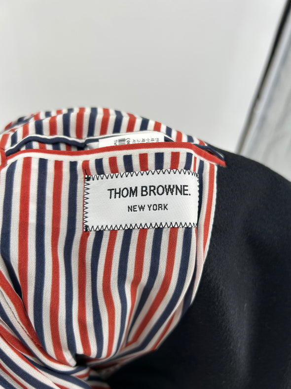 Manteau en laine noire