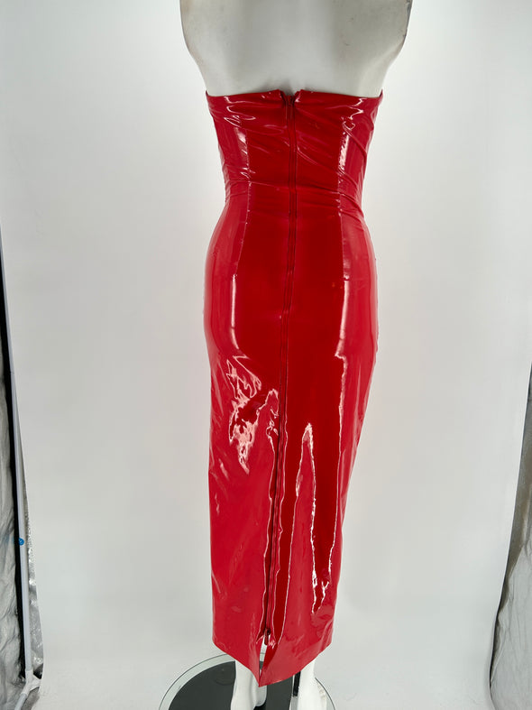 Robe rouge vinyle