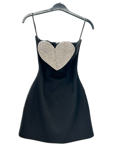 Robe noire courte à cœur en strass